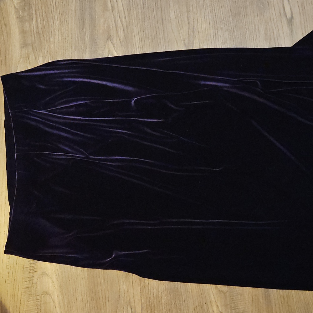 Cleo purple long skirt size L